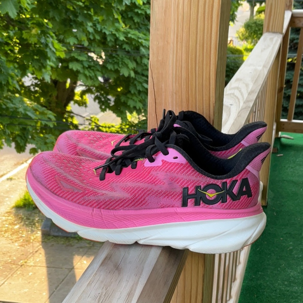 Hoka Clifton 9 Running Shoes Sz 6.5 B